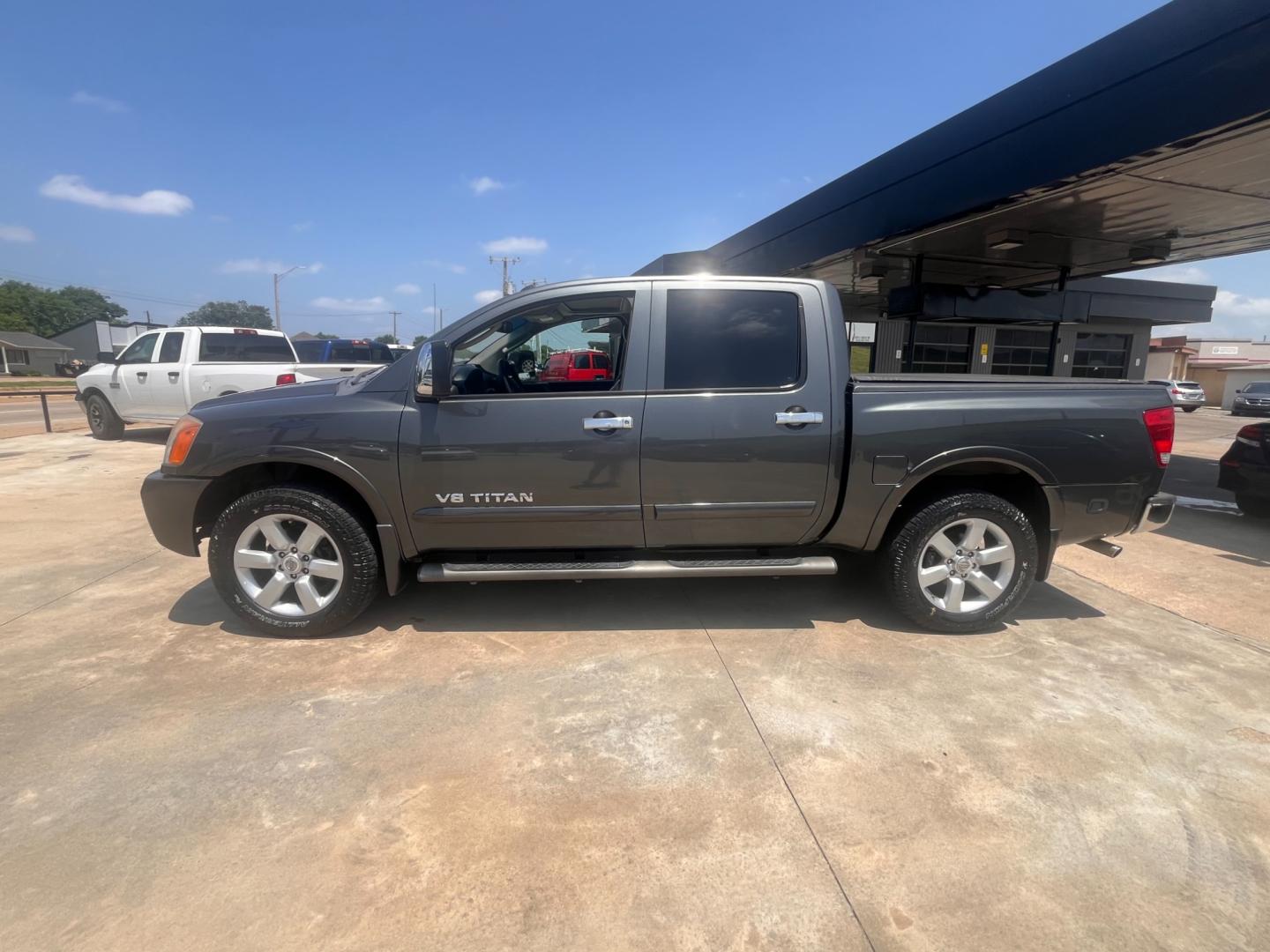 2011 GRAY NISSAN TITAN S; SL; PRO-4X; PRO-4X Crew Cab 4WD SWB (1N6AA0EC2BN) with an 5.6L V8 DOHC 32V engine, 5-Speed Automatic transmission, located at 8101 E. Skelly Dr., Tulsa, OK, 74129, (918) 592-3593, 36.121891, -95.888802 - Photo#2